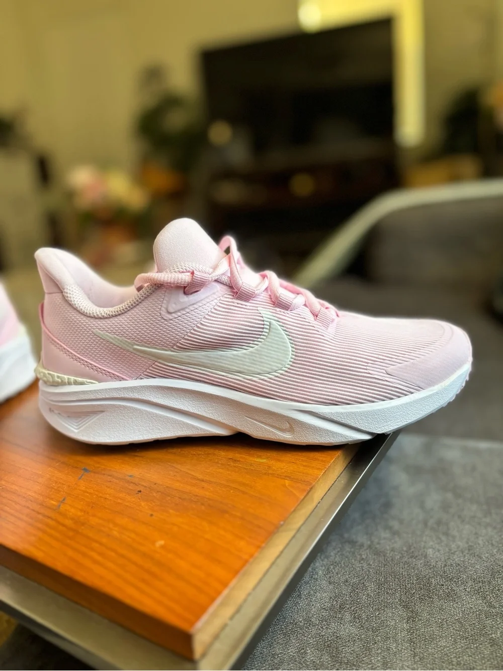Nike (GS) Size 7Y  Big Kids Star Runner 4 Pink New DX7615-602